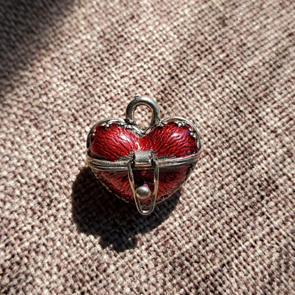 Heart Shaped Embellished Locket